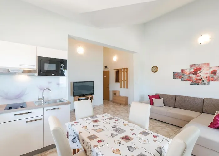 Beautiful In Apartman Povljana